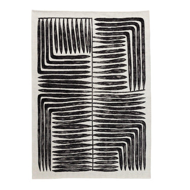 Vertigo Rug in Onyx