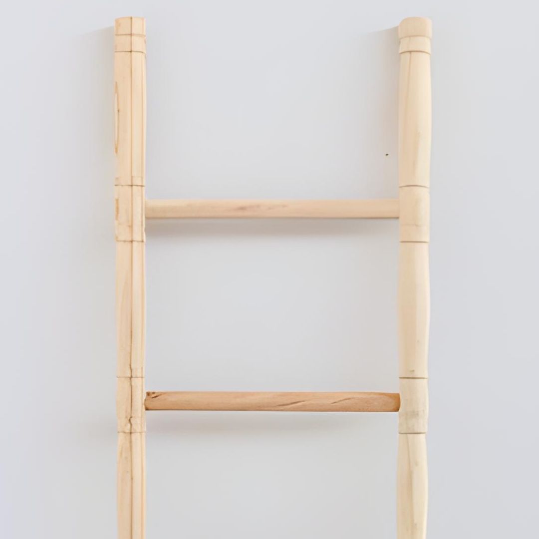 blanket ladder for throws and towels