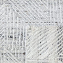 sunstrokes outdoor rug in Gull closeup