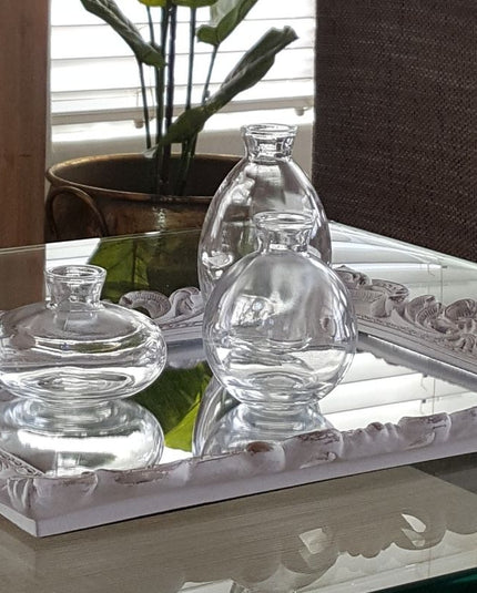 how to style a coffee table with decor ideas