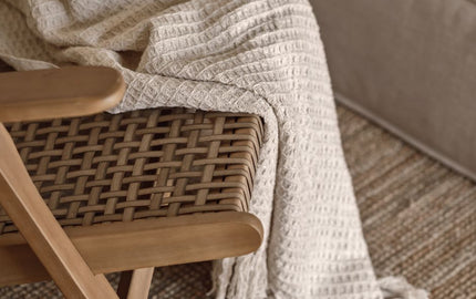 5 Snuggle-Worthy Throws And Blankets for Winter