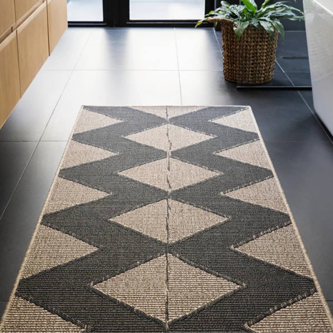 UV-resistant Congo bronze runner rug for elegant spaces