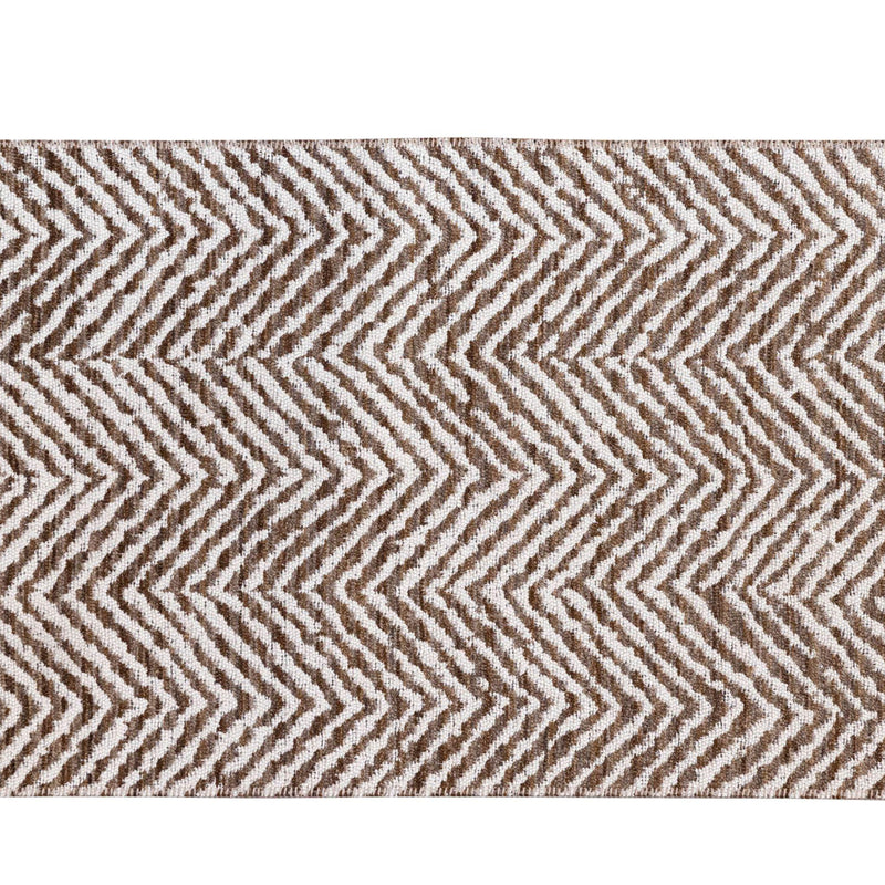 Impulse runner rug with geometric pattern