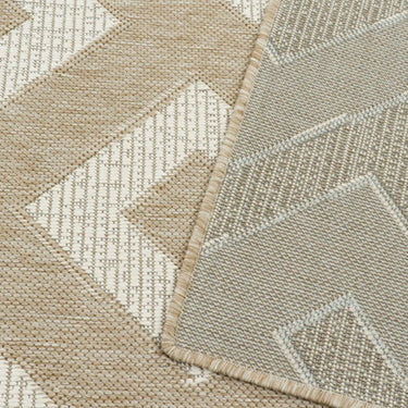Close-up of the Mandla Sand Rug detailed motif