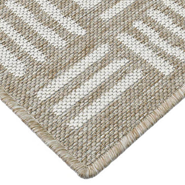 Modern geometric pattern runner rug for entryway