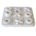 WHITE NOUGHTS & CROSSES GAME 20X20CM