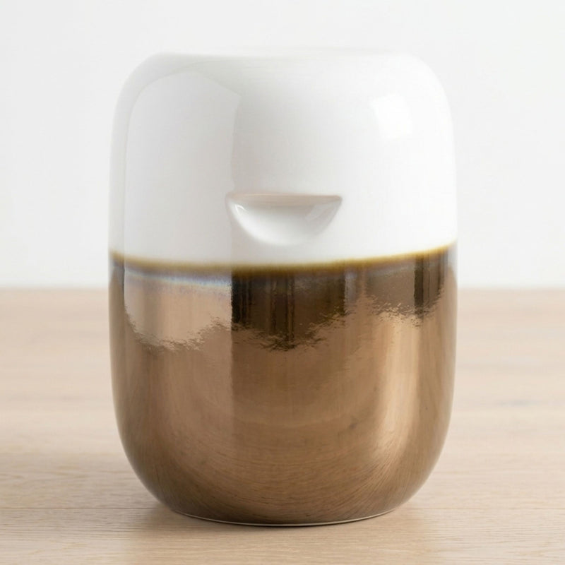 Alba ceramic stool.