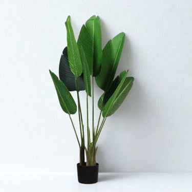 Realistic artificial tree with lush greenery 120cm