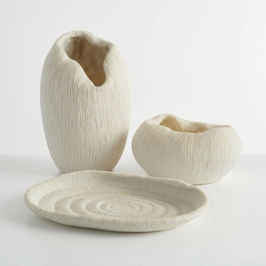 Atoll modern 3-piece table decor set featuring a matte white ribbed vase, rounded bowl, and display oval tray.