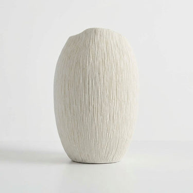 scalloped white vase textured pattern.