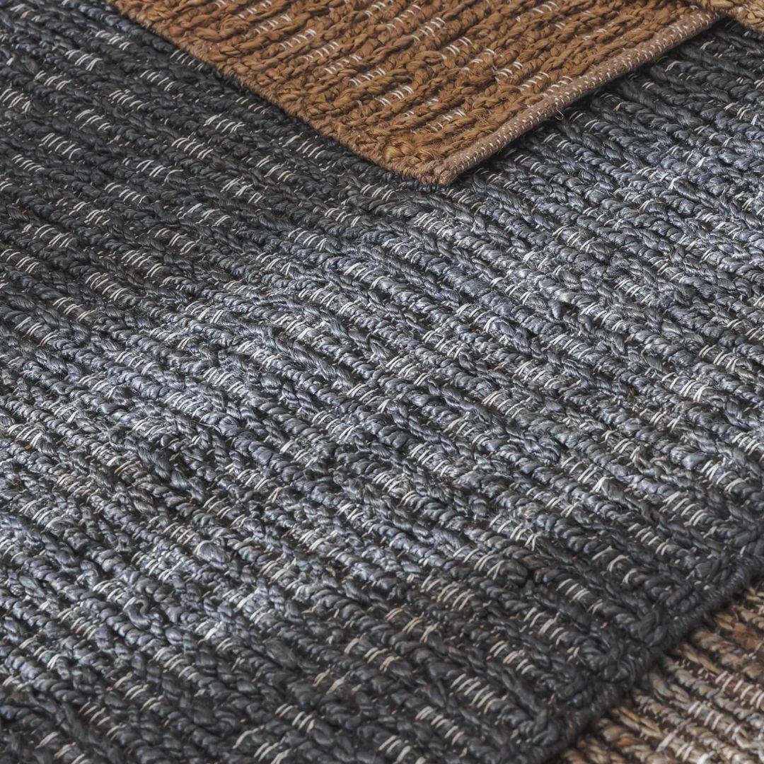 Jutties Rug in Midnight