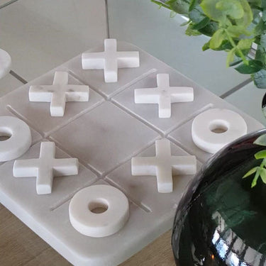 Marble noughts and crosses
