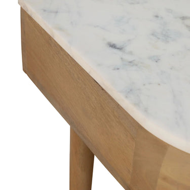 detail showing the curved wooden corner and premium stone top edge