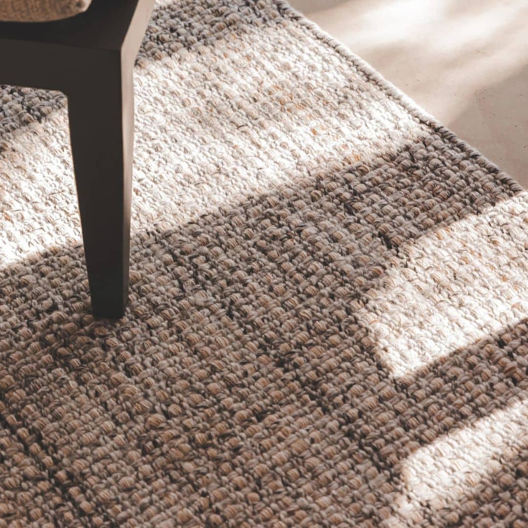Veranda Outdoor Rug showing plain weave and natural finish 